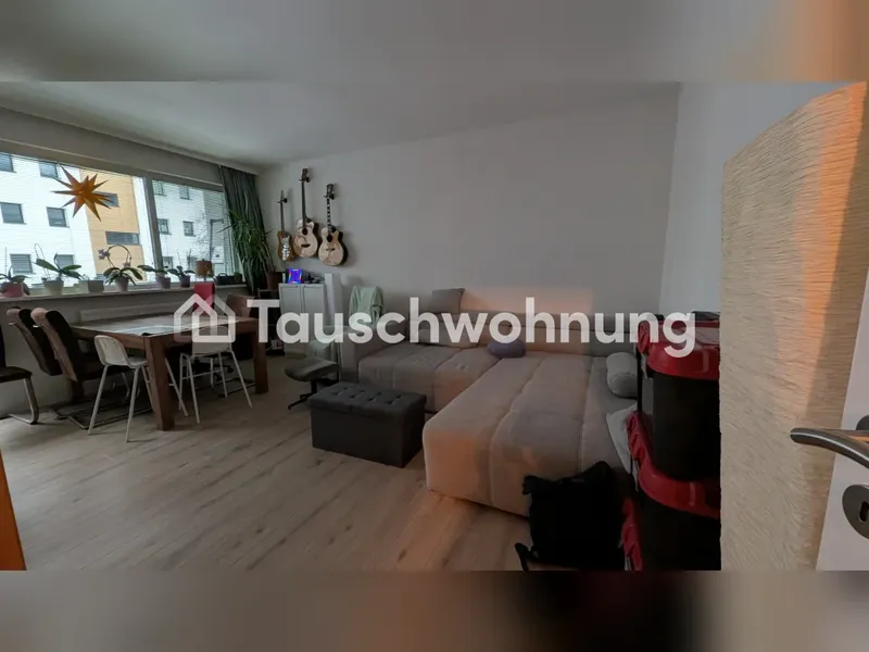 Tauschwohnung: Suche geräumige 4-Zimmer-Wohnung in Berlin — photo 1